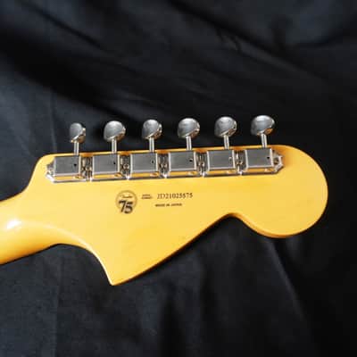 Fender MIJ FSR Traditional '60s Jaguar Left-Handed - 3-Color Sunburst (Rare 75th Anniversary Edition) image 12