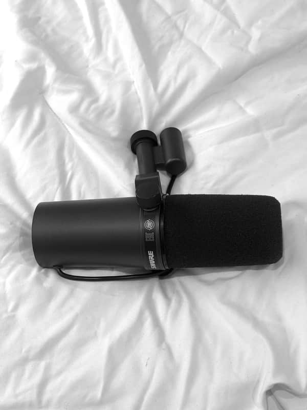 Shure SM7B Cardioid Dynamic Microphone image 1