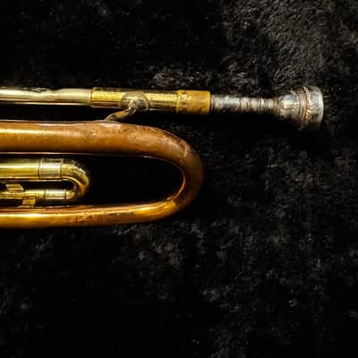Holton 608 Super Collegiate 1958 - (Courtois-style external top-sprung pistons) Bi-metal bell with red brass stem and nickel flare and yellow brass body with nickel accents image 12