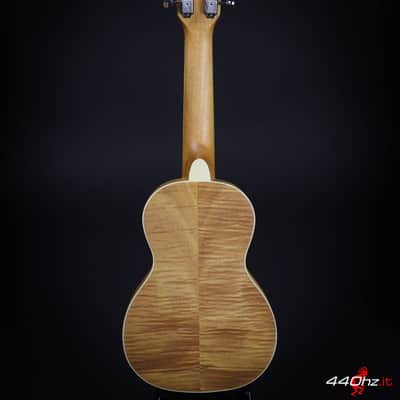 Republic Concert Ukulele Wood Body - Tiger Skin Maple image 3