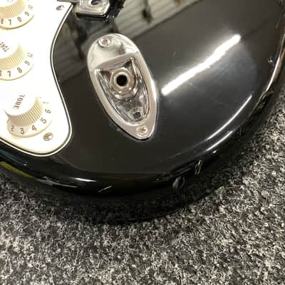 Fender Mexican Standard Stratocaster Left Handed 2010 - Black image 7