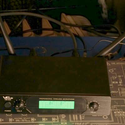 VEGUE VW-022 WIRELESS MIC SET image 3