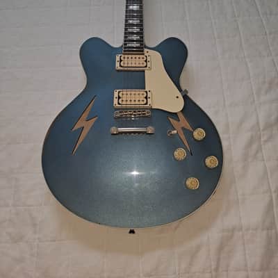 Rock N Roll Relics Lightning image 1