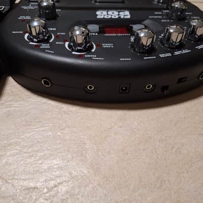 Line 6 Floor POD Multi-Effect and Amp Modeler 2006 - 2007 - Black image 3