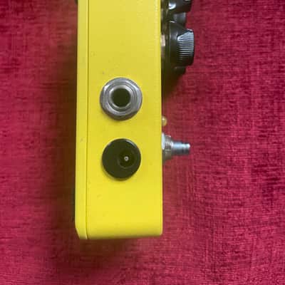 Xotic AC Booster 2007 - 2020 - Yellow image 4