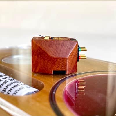 Benz Micro Ruby 3 Low Output MC Cartridge, Bruyére wood. Body, Line-contact Diamond on Boron image 11