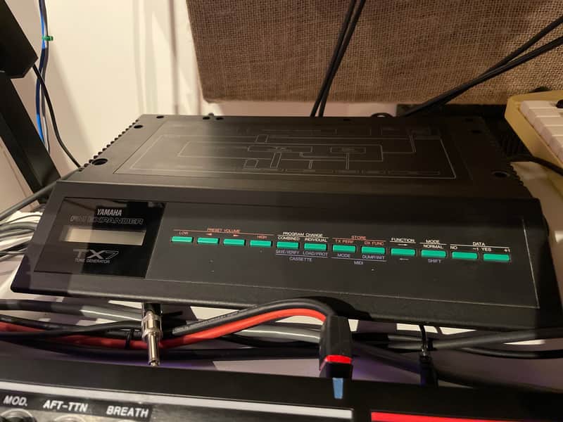 Classic Yamaha TX7  desktop / tabletop FM synth synthesizer image 1