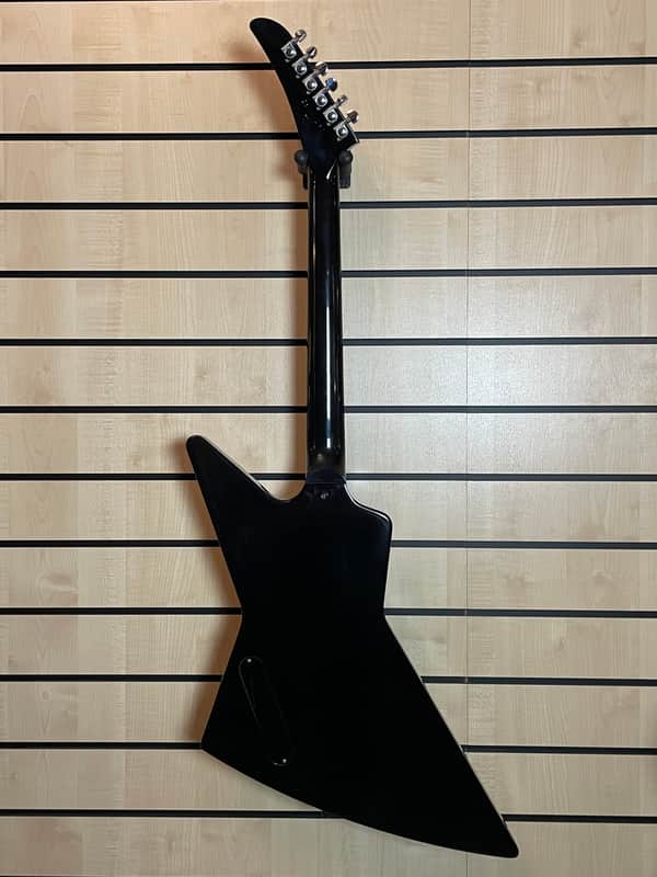 Gibson 2004 Explorer '76 Reissue Ebony Electric Guitar Case Made