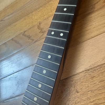 Fender Stratocaster Neck Pau Ferro 9.5 radius 22 frets with Hardware image 3