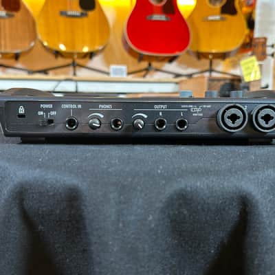 Zoom R8 Recorder image 2