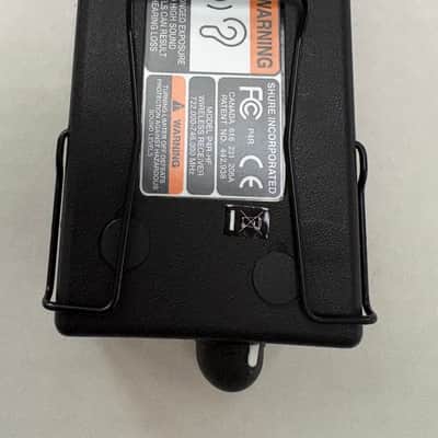 Shure PSM 400 Personal In Ear Monitor image 5