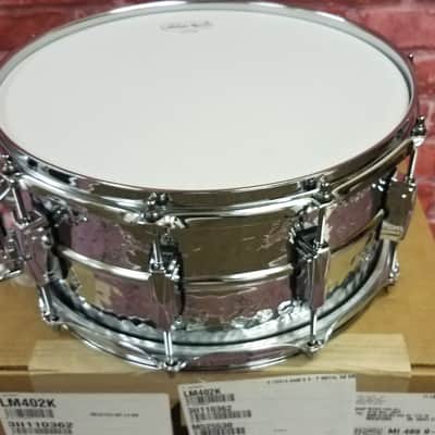 Ludwig *Pre-Order* Supraphonic 6.5x14" Hammered Chrome Imperial Lugs Kit Snare Drum LM402K | Made in the USA | NEW | Special Order | Authorized Dealer image 6
