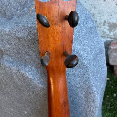 Leonardo Nunes Soprano ukulele 1900s - With original canvas case image 6