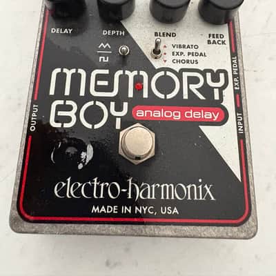 Electro-Harmonix Memory Boy Analog Delay / Chorus / Vibrato 2009 - Present - Black / White / Red image 1