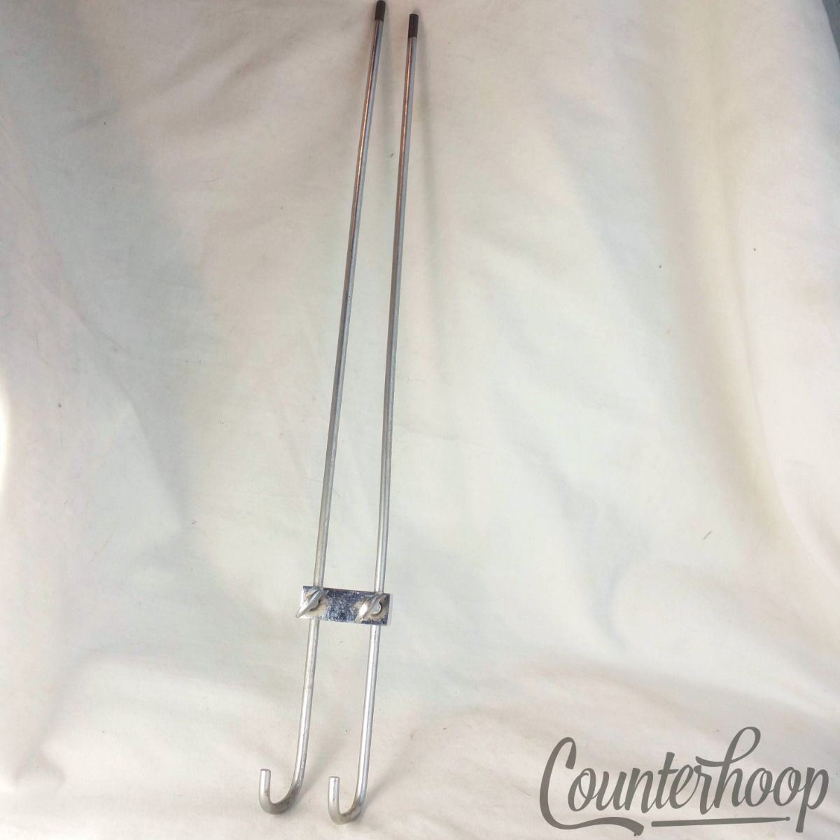 Duplex Chrome Double-Rods Curved to hold? Triangles Vintage 30s Early American* — main photograph