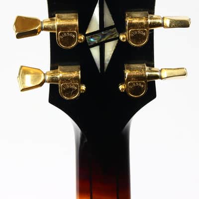 2009 Gibson Custom Shop LeGrand Sunburst Johnny Smith type Archtop image 13