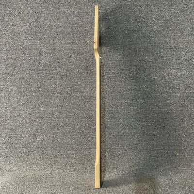 Giannini 4 String Bass Maple Neck, 20 Frets Fingerboard image 2