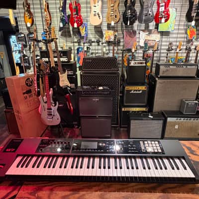 Roland FA-07 76-Key Music Workstation image 5