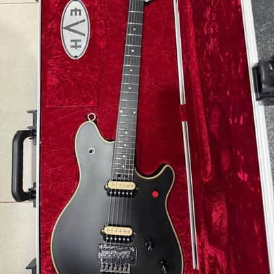 EVH MIJ Series EVH Signature Wolfgang - Stealth Black image 1