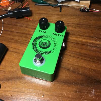 Super-Freq Haunting Mids (not JHS) 2019 Green image 1