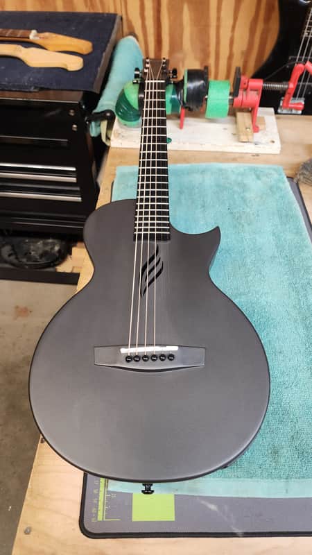TravelGuitar - Effects built in - Enya Nova Go - Black image 1