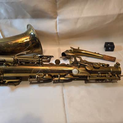 Olds Opera (Buffet Dynaction) alto saxophone 1950 - 1955 - Lacquer image 10