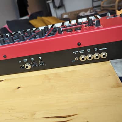 Nord Wave 2 61-Key 48-Voice Polyphonic Synthesizer 2013 - 2022 - Red image 4