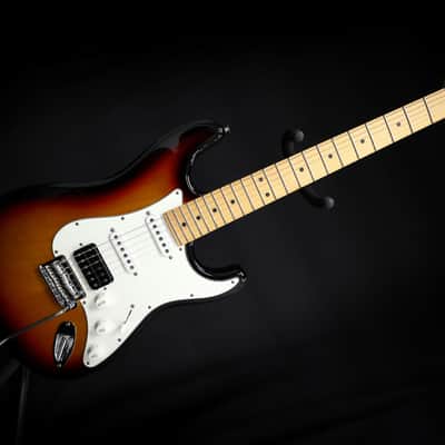 Suhr Classic S HSS with Maple Fretboard 2018 - Present - 3 Tone Burst image 2