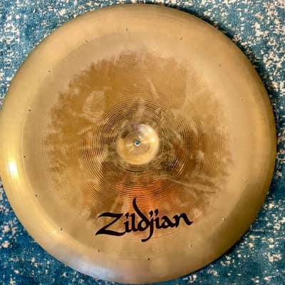 BRILLIANT FINNISH 22” Zildjian China BOY LOW Swish 2247g image 2