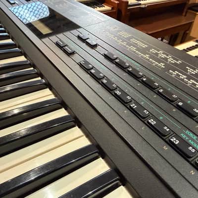 Yamaha DX7 IIFD image 8
