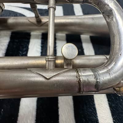 Conn Cavalier Cornet. Bflat Cornet.(1925) image 4