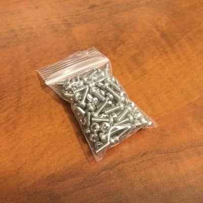 M2.5 Screws - 8mm - Pack of 100 - Midiverse Modular image 1