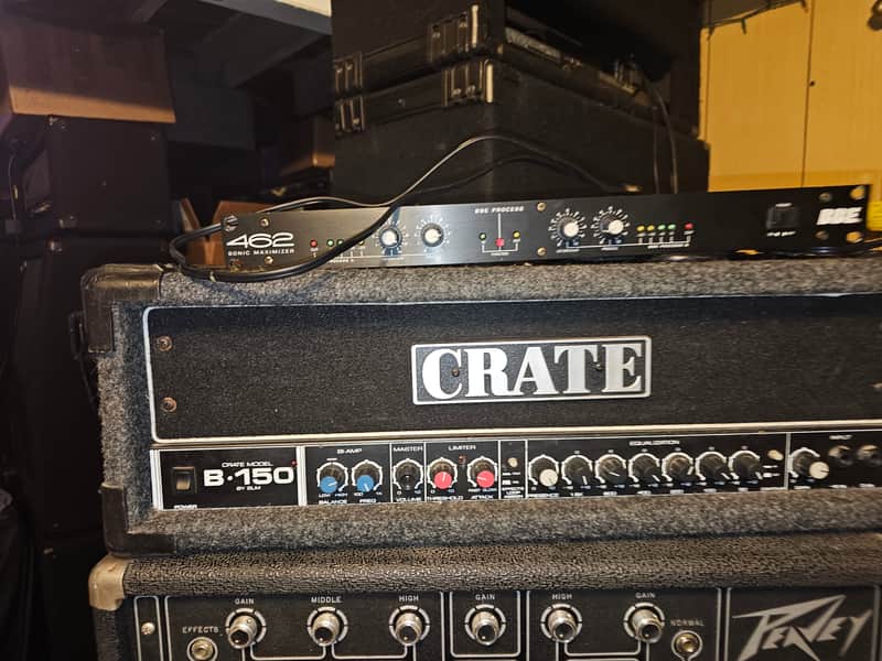 Crate B150 80's  - Gray carpet image 1