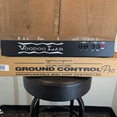 Voodoo Lab Ground Control Pro MIDI Foot Controller w/ Box & Power image 3