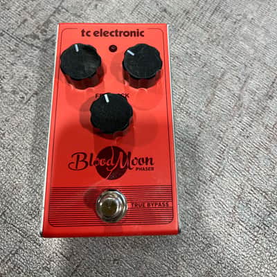 TC Electronic Blood Moon Phaser 2020 - Present - Red image 1