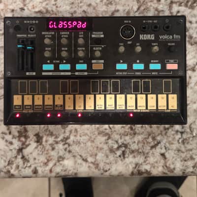 鍵盤楽器 volca fm volca fm - DIGITAL FM SYNTHESIZER | KORG (USA)