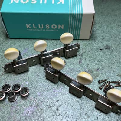 Kluson  Kluson®️ Traditional "Three on a Plate single The original Heavy aged  Heavy aged image 7