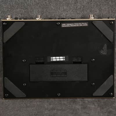Boss VE-8 Acoustic Singer Guitar Pedal - 2nd Hand (165659) image 6