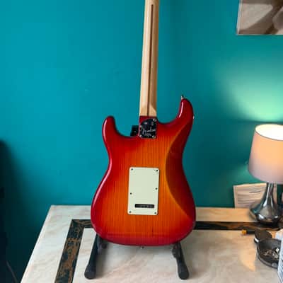 Fender Stratocaster deluxe 2011 - Aged cherry sunburst- Ash image 5