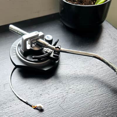 Denon Vl12 Tonearm image 2