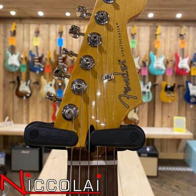 Fender Player II Stratocaster, Rosewood Fingerboard, Transparent Cherry Burst image 3