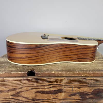 2012 Taylor 210e - Natural image 9