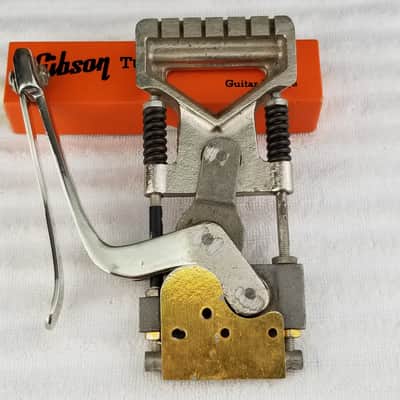 1961 - 1963 Gibson Les Paul Sideways Vibrato - Crack Free - With Arm - 100% Genuine Vintage image 2