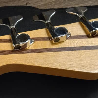 Peavey Bass G-Bass Holoflake White image 9