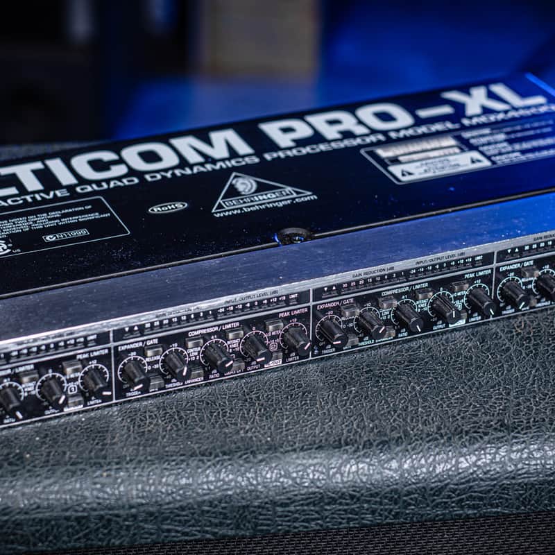 2000s Behringer Multi-Com Pro MDX4600 Silver