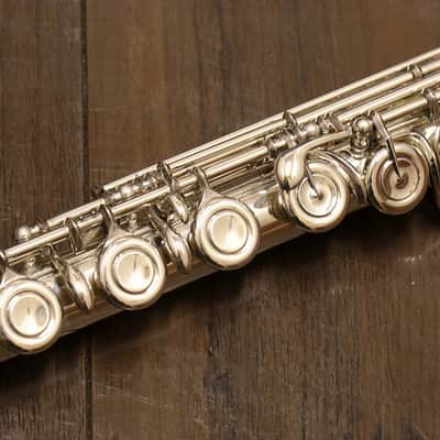 YAMAHA Yamaha YFL-811D All silver flute [J0203] [12/15] image 6