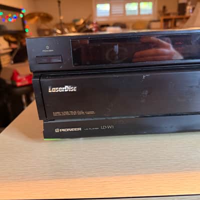 Vintage Pioneer LD-W1 laserdisc player Dual Tray Auto Flip For Parts Repair Read image 2