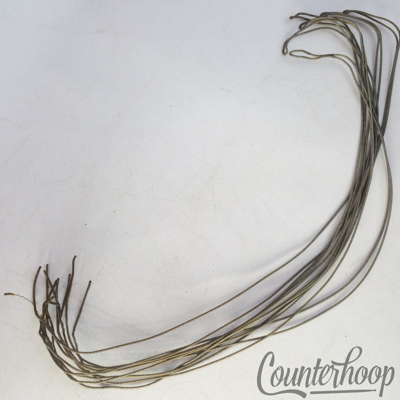 Leedy 15" 12-Strand Snare Drum Coiled Metal/Cloth 19" Wires Vintage 10s Marching — main photograph