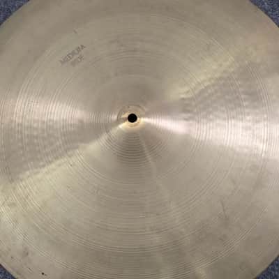 Used Vintage Zildjian A Medium Ride Cymbal 20" 2445 grams - Very Good image 2