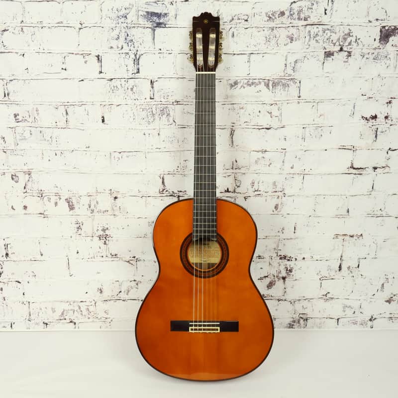 Yamaha G-245S